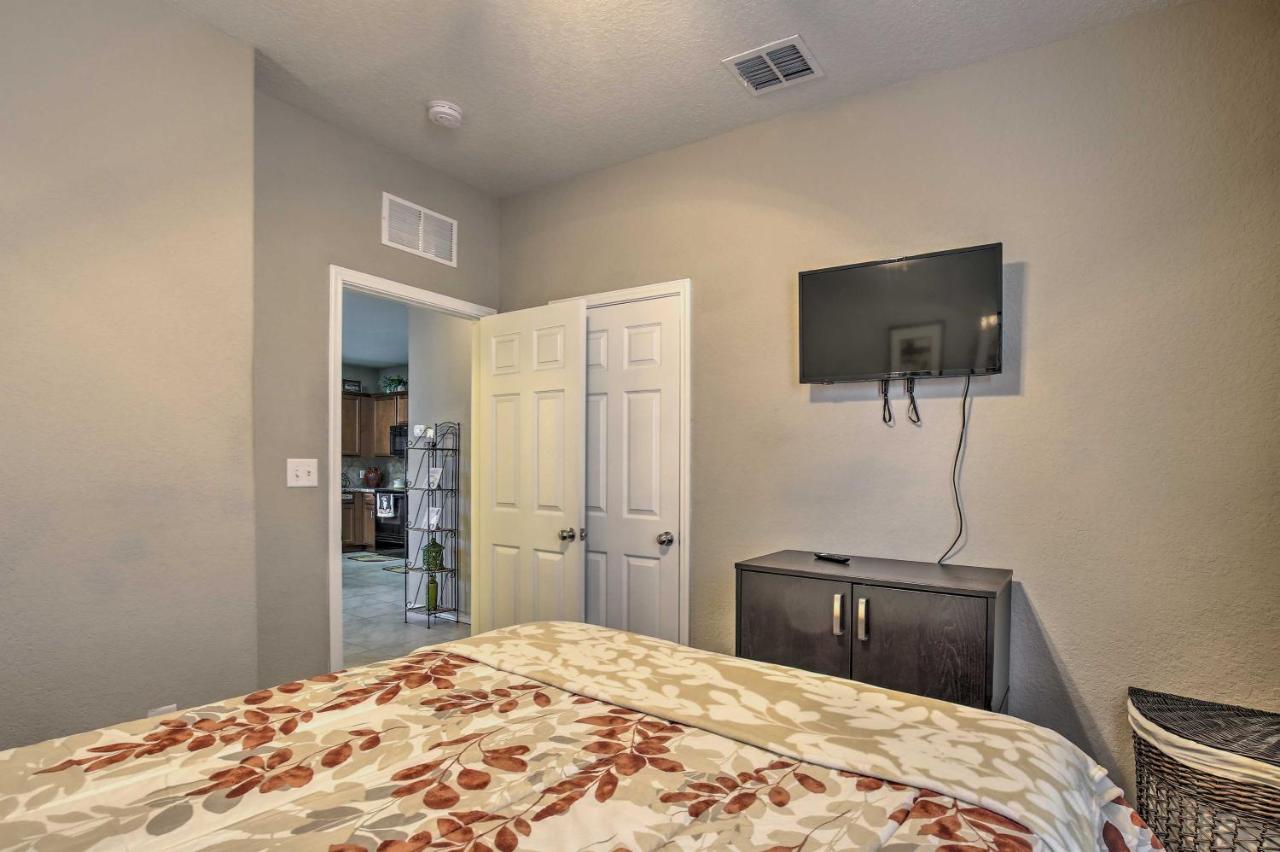 Abode Near Golf, Shops And Dining! * San Antonio